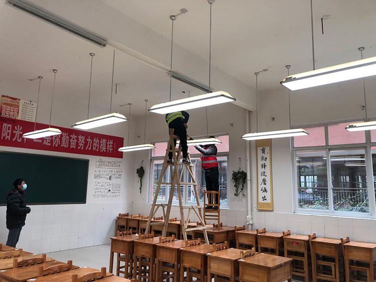 LED教室護(hù)眼燈產(chǎn)品供應(yīng)安裝售后無憂